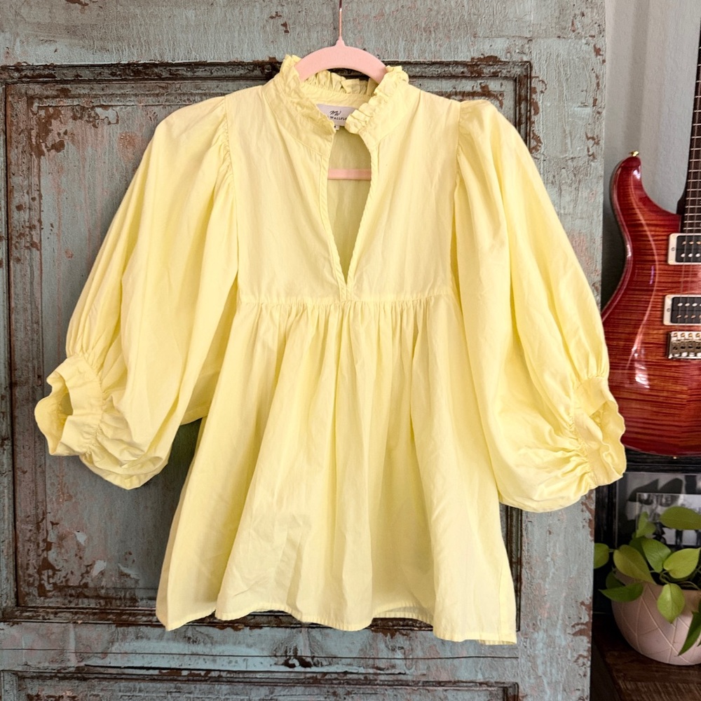 Never a Wallflower Yellow Ruffle Puffy Sleeve Blouse Medium